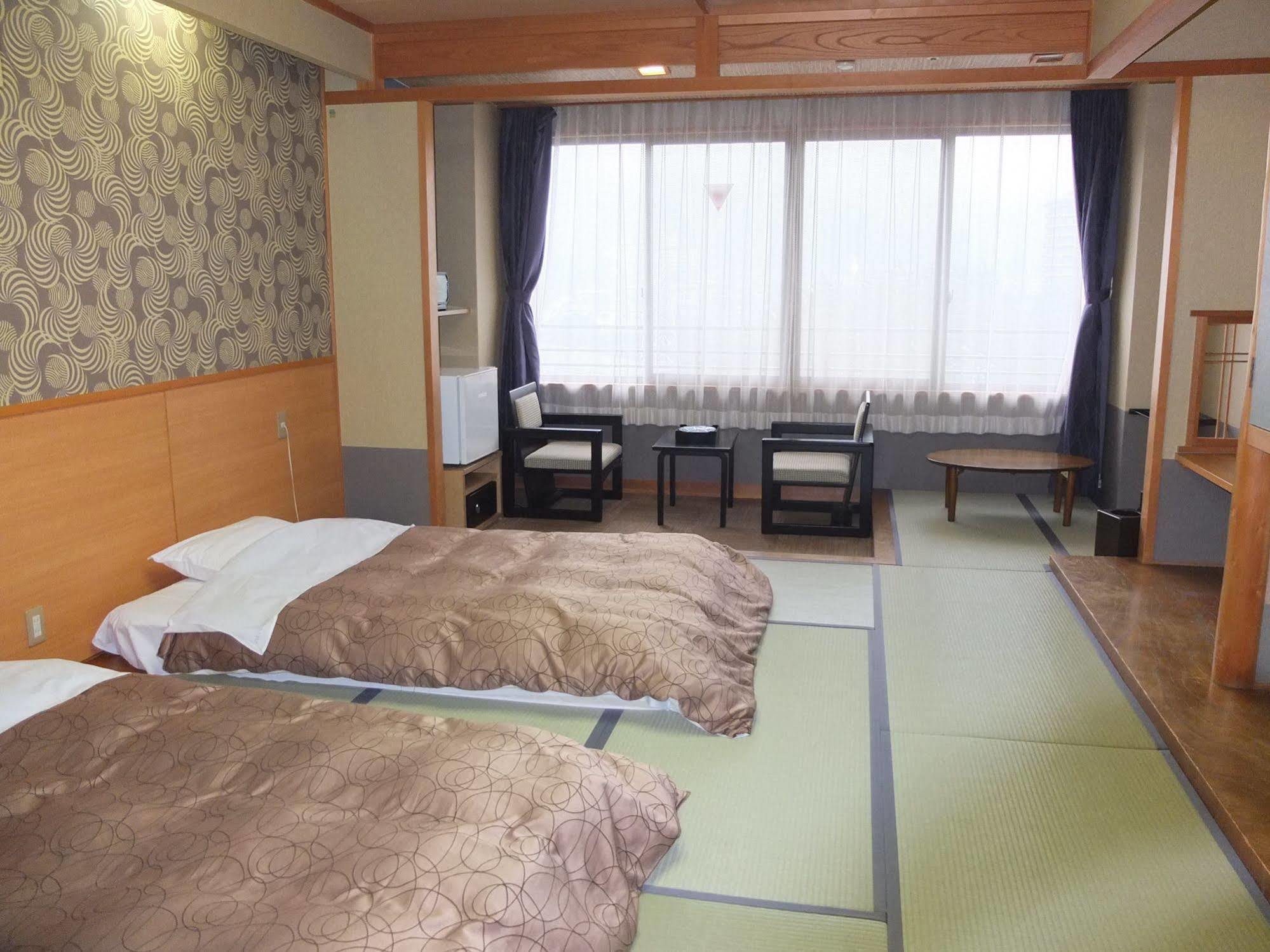 Hotel Ootaki Nikko Exteriör bild