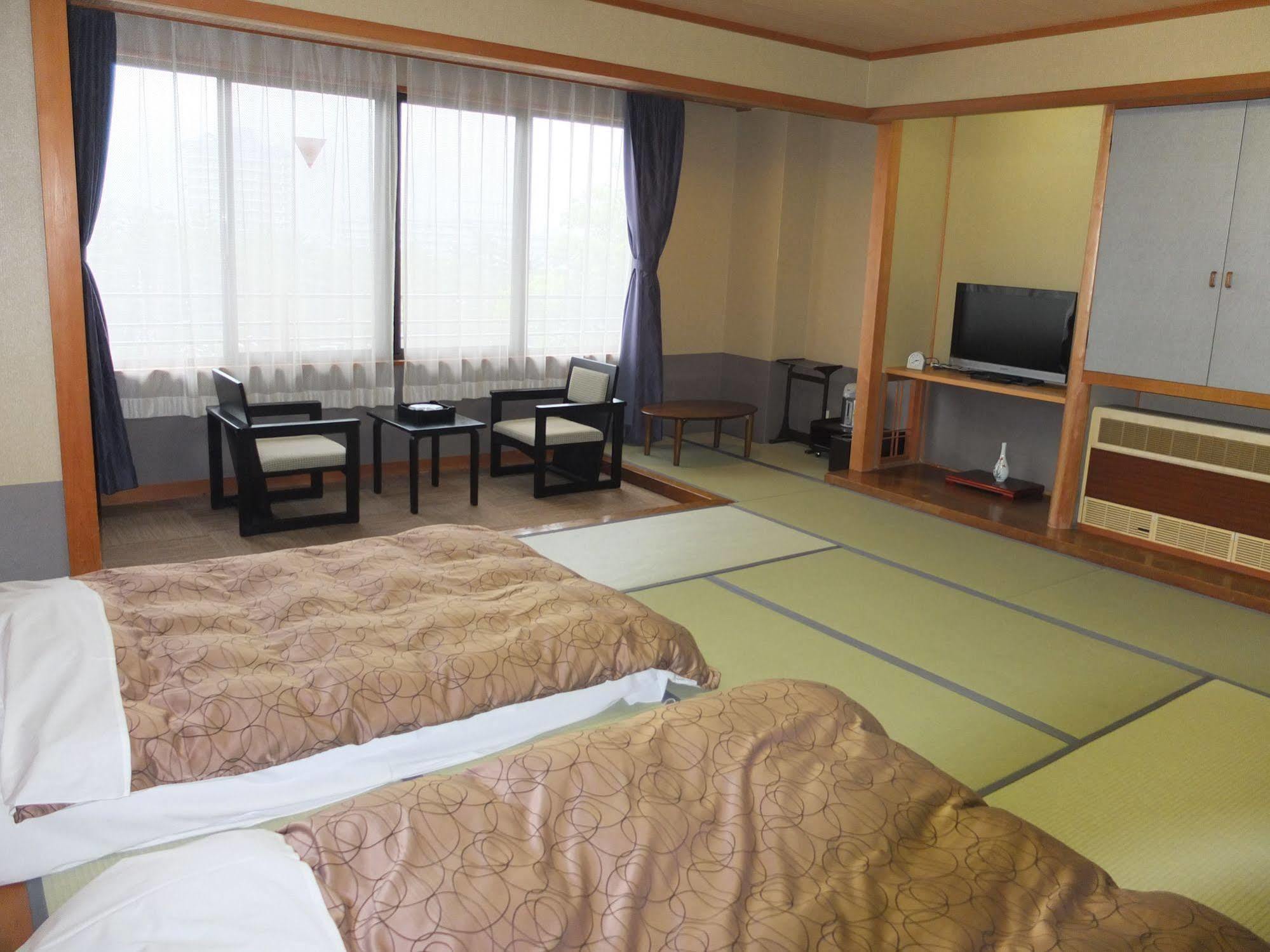 Hotel Ootaki Nikko Exteriör bild